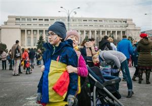 تظاهرات في العاصمة الرومانية للمطالبة بإجراء انتخابات مبكرة