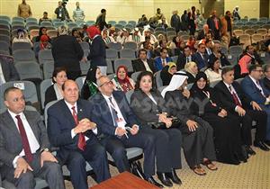 مناقشة دور الجامعة العربية في دعم الشباب بمناطق الصراعات المسلحة بمؤتمر بالأقصر