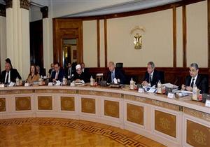 الحكومة تغلط عقوبات قانون التموين.. "الحبس لمن يشتري سلع لغير استعماله"