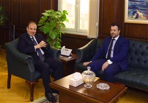 قنصل اليونان ومحافظ الإسكندرية يناقشان تعزيز الاستثمارات 