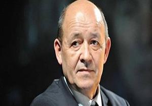 وزير الدفاع الفرنسي يعلن دعمه للمرشح الرئاسي الوسطي ايمانويل ماكرون