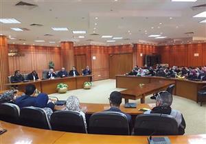 بالصور.. محافظ بورسعيد يعلن تفاصيل مؤتمر تنفيذ توجيهات السيسي