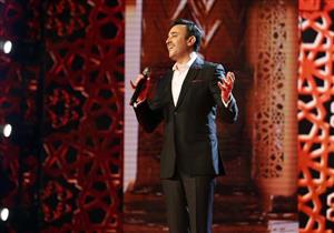 بالفيديو- صابر الرباعي يغني "آه لو لعبت يا زهر" لأحمد شيبة