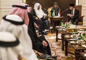 سلمان بأندونيسيا بمقتنيات شخصية وصلت 500 طن بينها "مصاعد كهربائية"