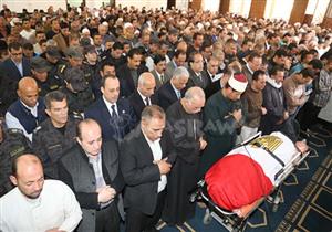 بالصور - جنازة عسكرية للشهيد المقدم فتحي قدري بالمنوفية