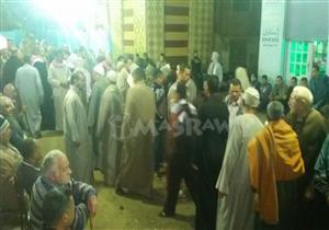 "المنزل المخالف" في عزاء "سيدة الإضراب".. يقتل القتيل ويحضر جنازته