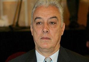 سامح فهمي يغادر إلى السعودية بعد رفع اسمه من قوائم منع السفر