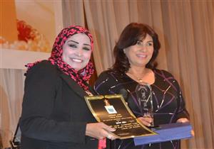 بالصور- بمناسبة عيد الأم.. تكريم نرمين الفقي وشهيرة وسيمون