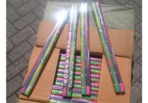 بالصور.. ضبط 25 طن ألعاب نارية مهربة داخل حاوية قادمة من الصين