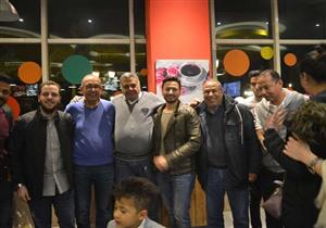 بالصور.. حمادة هلال يحتفل بعيد ميلاده في المعادي 