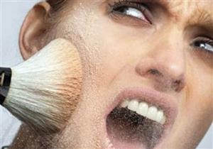 مستحضرات التجميل قد تحتوي على مواد ضارة 