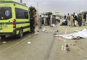 مصرع وإصابة 6 أشخاص في تصادم سيارتين بالفيوم