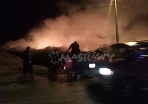 بالصور.. 4 سيارات إطفاء للسيطرة على حريق بـ 600 طن قش بكفر الشيخ