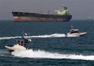 إيران: السفينة الأمريكية غيرت مسارها تجاه زوارقنا