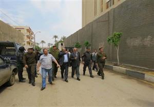 بالصور.. مدير أمن بني سويف يتفقد تأمين الكنائس والأديرة