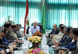 محافظ القليوبية يبحث الاستعدادات لأعياد شم النسيم