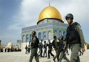 مقتل إسرائيلي وإصابة 14 في انفجارين في القدس