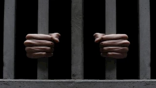 السجن 10 سنوات لشاب أجبر زوجته على شرب مادة كاوية بسوهاج