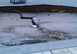 بالصور.. هبوط أرضي جديد بشارع بورسعيد في الإسكندرية