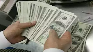 تراجع في بنكين.. سعر الدولار مقابل الجنيه ببداية تعاملات اليوم