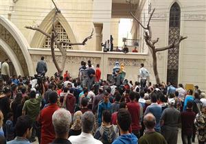 بالصور.. مظاهرات لأقباط ومسلمين أمام كنيسة مارجرجس بطنطا