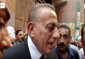 محافظ الجيزة في موقع انهيار عقار أوسيم: " المحافظة تعاني من عجز الأطباء"