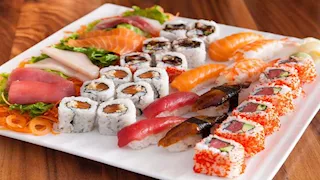لكل أكلة حكاية.. ما أصل "السوشي"؟