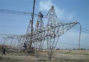 بسبب شدة الرياح.. سقوط برجَي كهرباء في سوهاج 