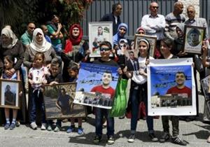 مسؤول فلسطيني يطالب الصليب الأحمر بإصدار تقرير حول صحة للأسرى المضربين 