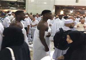 بالفيديو: نجم مانشستر يونايتد في الحرم المكي