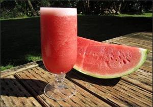 عصير البطيخ يخفض ضغط الدم-إليك السبب 