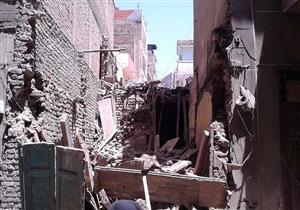 رئيس "شرق المنصورة": عقار "ميت حدر" المنهار يعود لحقبة الثلاثينيات.. "صور"