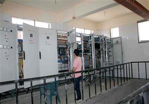 بالصور.. محافظ الأقصر يتفقد محطة مياه الشرب "كومباكت" الجديدة