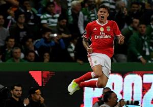 مانشستر يونايتد يعلن إصابة ليندلوف بفيروس كورونا