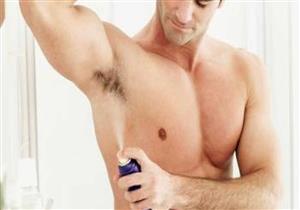 هل تستطيع أن تفرق بين مضاد التعرق ومزيل العرق عند الشراء؟ إليك الإجابة