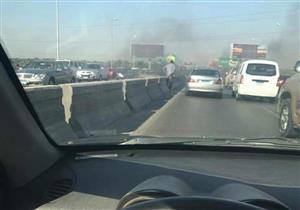 فيديو وصور.. شلل مروري أعلى محور 26 يوليو بسبب حريق سيارة