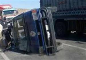 إصابة ضابط في انقلاب سيارة شرطة بسوهاج