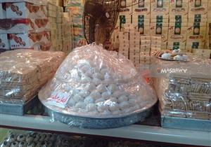 بالصور.. بسبب الأسعار.. كساد سوق "الكعك والبسكويت" بكفر الشيخ