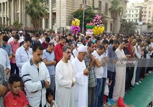 بالصور.. الآلاف يؤدون صلاة عيد الفطر بأبي العباس المرسي والقائد إبراهيم