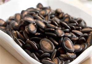 ماذا يحدث لجسمك عند بلع لب البطيخ أثناء الأكل؟.. مفاجأة 