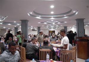 بالصور - مديرية أمن أسوان تنظم حفل إفطار جماعي بمناسبة ذكري العاشر من رمضان 