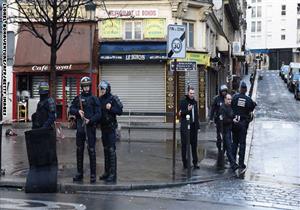 انتشار للشرطة الفرنسية في شارع الشانزلزيه بباريس