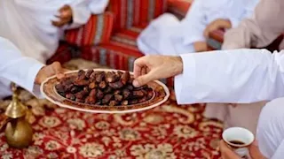 هل يجوز تعجيل زكاة الفطر وإخراجها في أول يوم رمضان؟.. الإفتاء توضح 