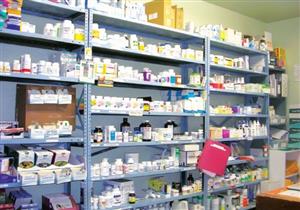 مصادر: الشركات الأجنبية تضغط على الحكومة لزيادة أسعار الأدوية