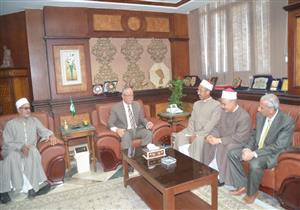 بالصور.. تكريم أوائل الشهادات الأزهرية بالمنيا 