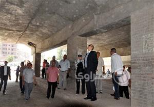 بالصور.. محافظ القليوبية يتفقد موقع الهبوط الأرضي بكوبري الشموت