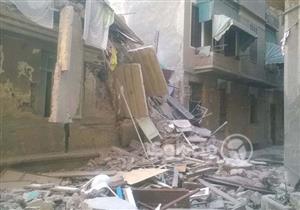 بالفيديو - لحظة انهيار عقار العباسية