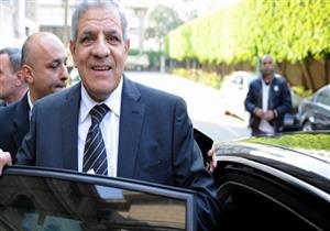 محلب يعود إلى القاهرة بعد مشاركته في قمة الاتحاد الإفريقي