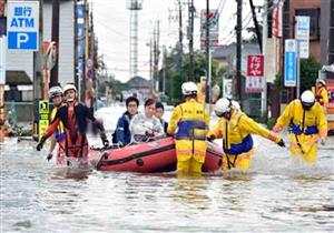الأمطار والفيضانات تجبر 400 ألف ياباني على النزوح من ديارهم