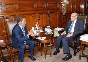 وزير الزراعة يبحث مع المدير القطري للغذاء العالمي دعم سبل التعاون